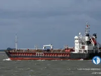তেল/রাসায়নিক ট্যাঙ্কার বিক্রির জন্য