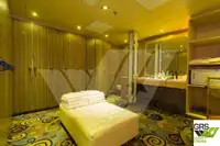 ক্রুজ জাহাজ বিক্রির জন্য