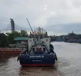 টগবোট বিক্রির জন্য