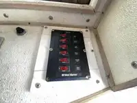 ক্রুজ জাহাজ বিক্রির জন্য