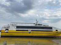 রোপ্যাক্স জাহাজ বিক্রির জন্য
