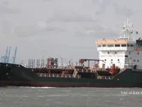 তেল/রাসায়নিক ট্যাঙ্কার বিক্রির জন্য