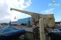 বরফ ভাঙার জাহাজ বিক্রির জন্য
