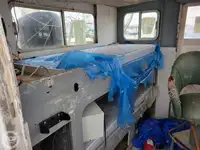 সরবরাহ জাহাজ বিক্রির জন্য