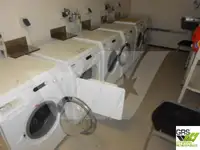 আবাসন বার্জ বিক্রির জন্য