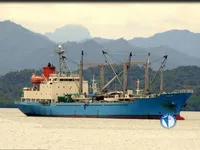 রিফার জাহাজ বিক্রির জন্য