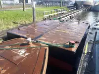 পন্টুন বিক্রির জন্য