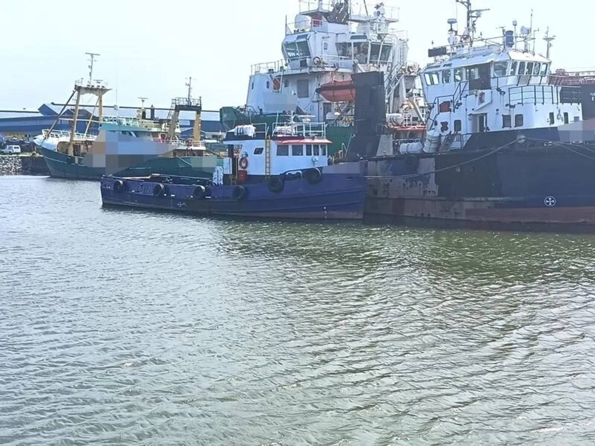 সরবরাহ জাহাজ বিক্রির জন্য