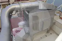 সরাসরি মাছবাহী জাহাজ বিক্রির জন্য