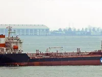 তেল/রাসায়নিক ট্যাঙ্কার বিক্রির জন্য