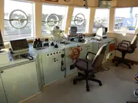 ক্রুজ জাহাজ বিক্রির জন্য