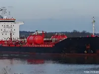 তেল/রাসায়নিক ট্যাঙ্কার বিক্রির জন্য