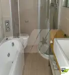 ক্রুজ জাহাজ বিক্রির জন্য