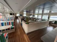 যাত্রী জাহাজ বিক্রির জন্য