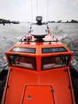 কন্টেইনার জাহাজ বিক্রির জন্য