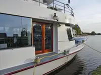 ক্রুজ জাহাজ বিক্রির জন্য