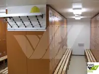 কন্টেইনার জাহাজ বিক্রির জন্য