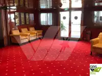 ক্রুজ জাহাজ বিক্রির জন্য