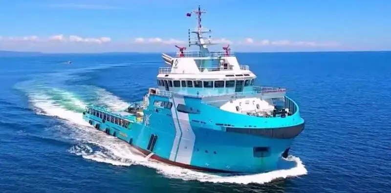 টাউবোট বিক্রির জন্য