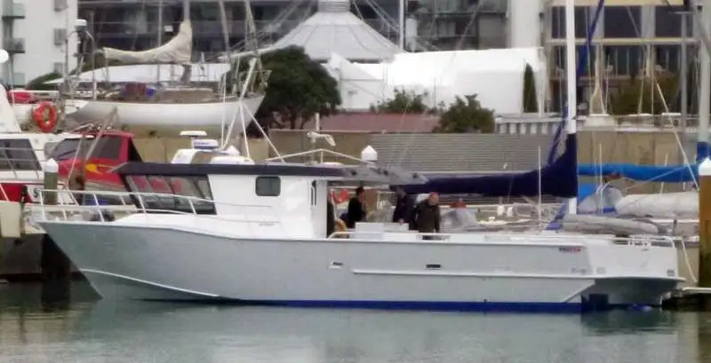 ফেরি জাহাজ বিক্রির জন্য