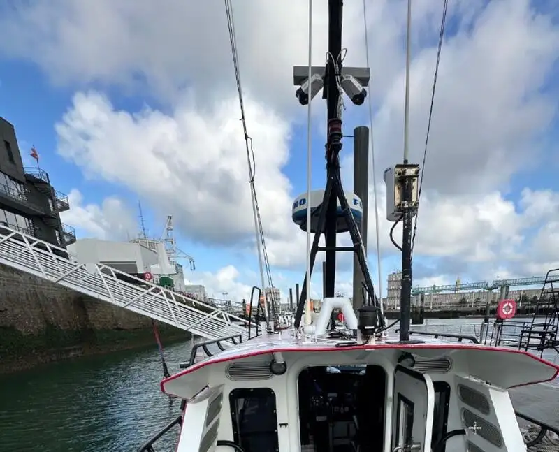 পাইলট নৌকা বিক্রির জন্য