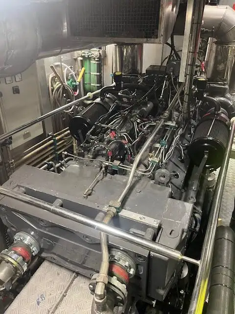 জরিপ জাহাজ বিক্রির জন্য