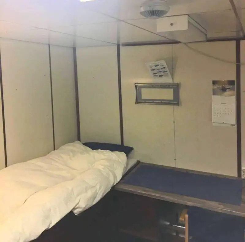 টাউবোট বিক্রির জন্য