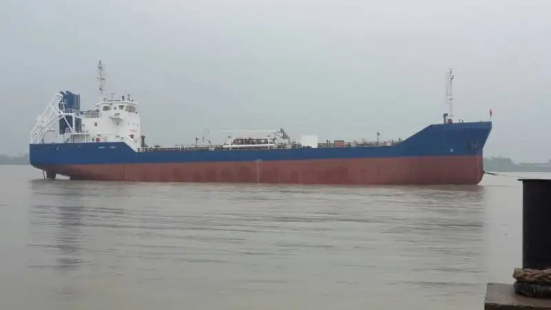 তেল ট্যাঙ্কার, রাসায়নিক ট্যাঙ্কার বিক্রির জন্য