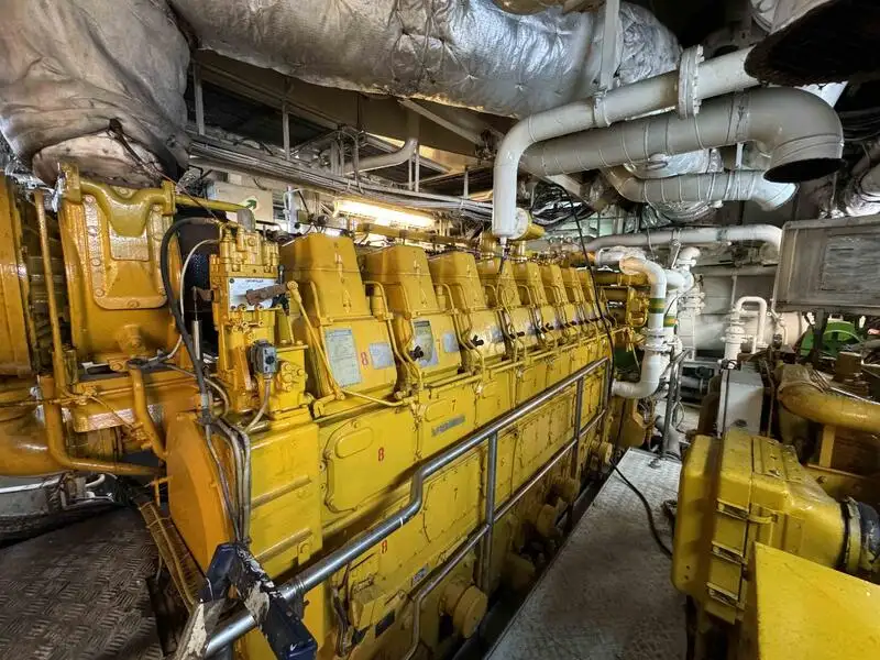 টাউবোট বিক্রির জন্য