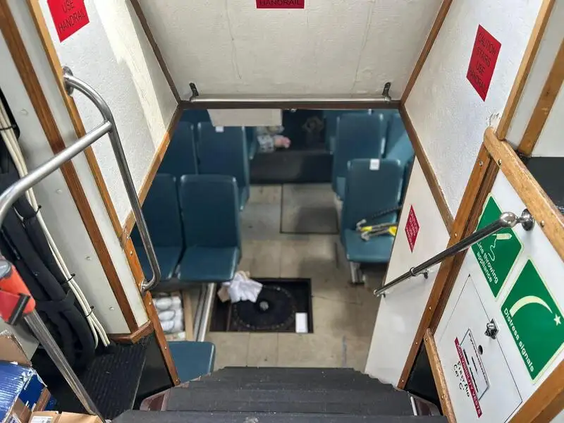 ফেরি জাহাজ বিক্রির জন্য