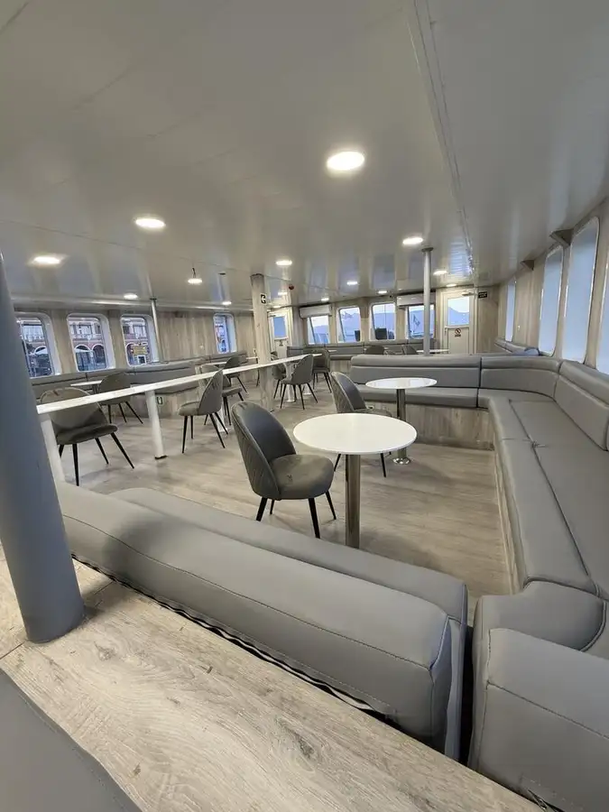 রোপ্যাক্স জাহাজ বিক্রির জন্য