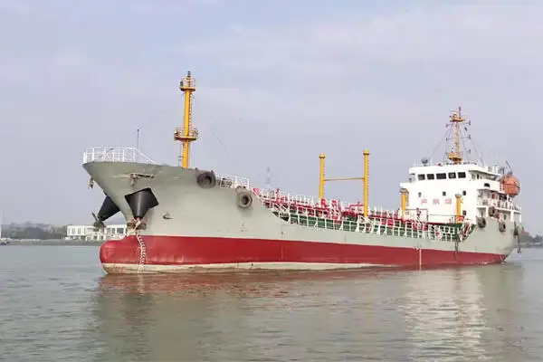 তেল ট্যাঙ্কার, রাসায়নিক ট্যাঙ্কার বিক্রির জন্য
