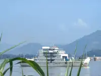 রোপ্যাক্স জাহাজ বিক্রির জন্য