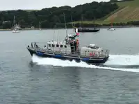 লাইফবোট বিক্রির জন্য