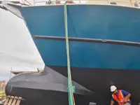 মাছ ধরার ট্রলার বিক্রির জন্য