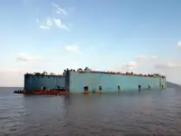 ভাসমান ডক বিক্রির জন্য