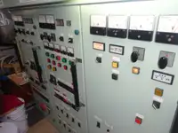 টহল নৌকা বিক্রির জন্য