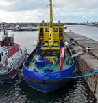 টাউবোট বিক্রির জন্য