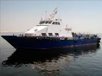 ক্রু বোট বিক্রির জন্য