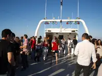 ফেরি জাহাজ বিক্রির জন্য