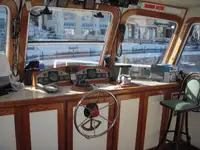 প্রমোদ তরী বিক্রির জন্য