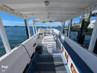 ক্রুজফেরি বিক্রির জন্য