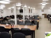 ধারক জাহাজ বিক্রির জন্য