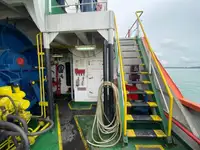 রেফার জাহাজ বিক্রির জন্য