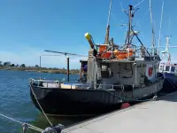 লম্বা লাইনের জাহাজ বিক্রির জন্য