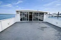 মোটর জাহাজ বিক্রির জন্য