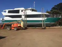 মোটর জাহাজ বিক্রির জন্য