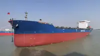 ধারক জাহাজ বিক্রির জন্য