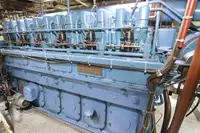 টহল নৌকা বিক্রির জন্য