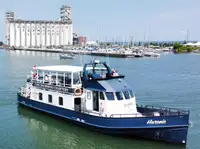 লাইফবোট বিক্রির জন্য